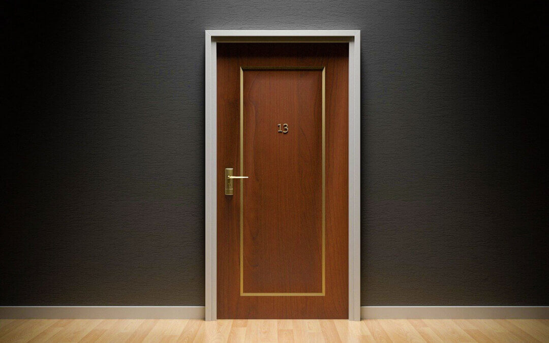 12 Factors to Consider When Purchasing Door Locks