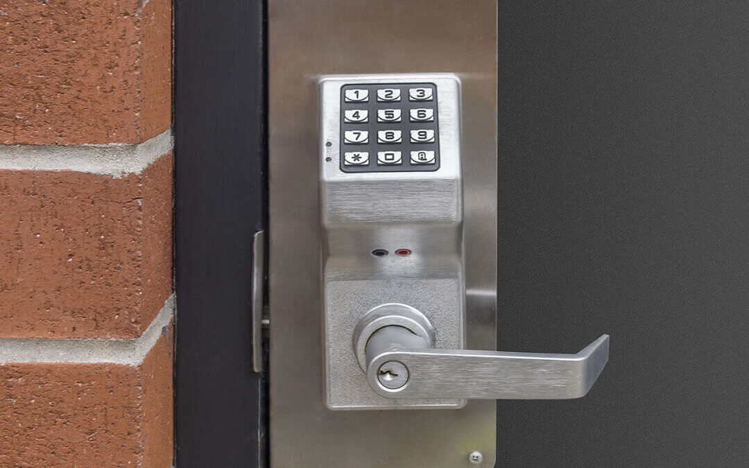 15 Reasons to Use a Keypad Door Lock vs. Traditional Keys
